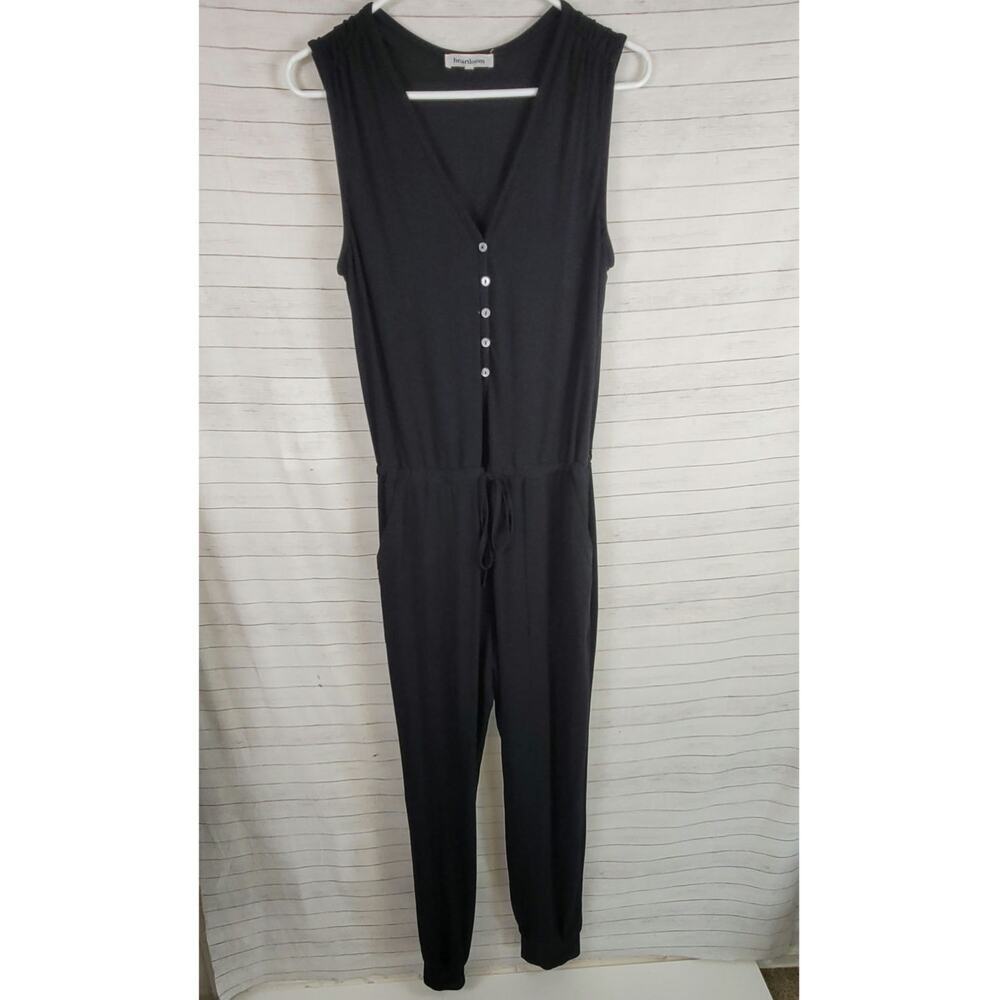 HEARTLOOM SHORT SLEEVE JUMPSUIT IN BLACK, SZ SMALL